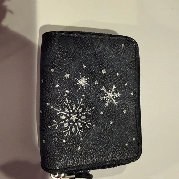 Coach Small Trifold Wallet In Signature Canvas With Snowflake Print - Picture 2 of 9
